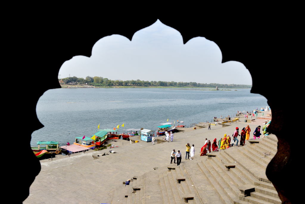 Maheshwar Fort Madhya Pradesh Narmada River Bank